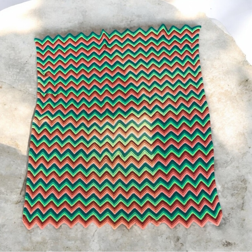 Striped Chevron Knit Throw Blanket in Green and Tan - Picture 5 of 12